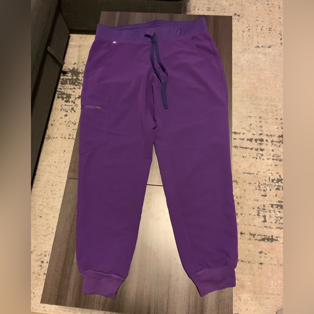 Figs Grape Medium Petite Zamora Joggers